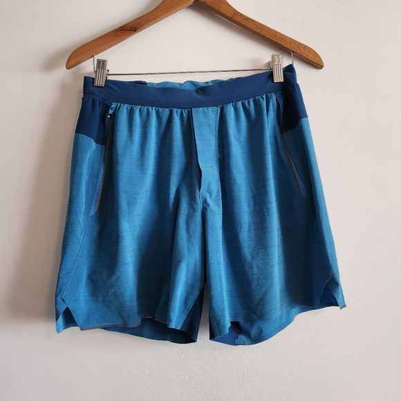 Lululemon Neo Blue Switch Up Shorts- Size M - Picture 1 of 4